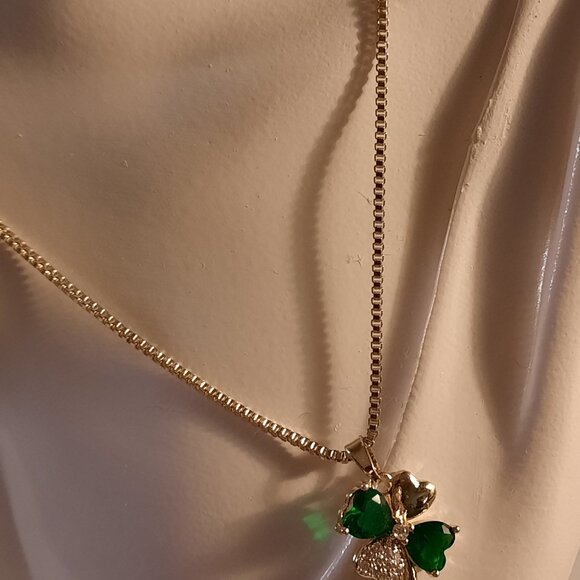 Brand New 18k Gold Plated Handmade Necklace - Picture 2 of 4